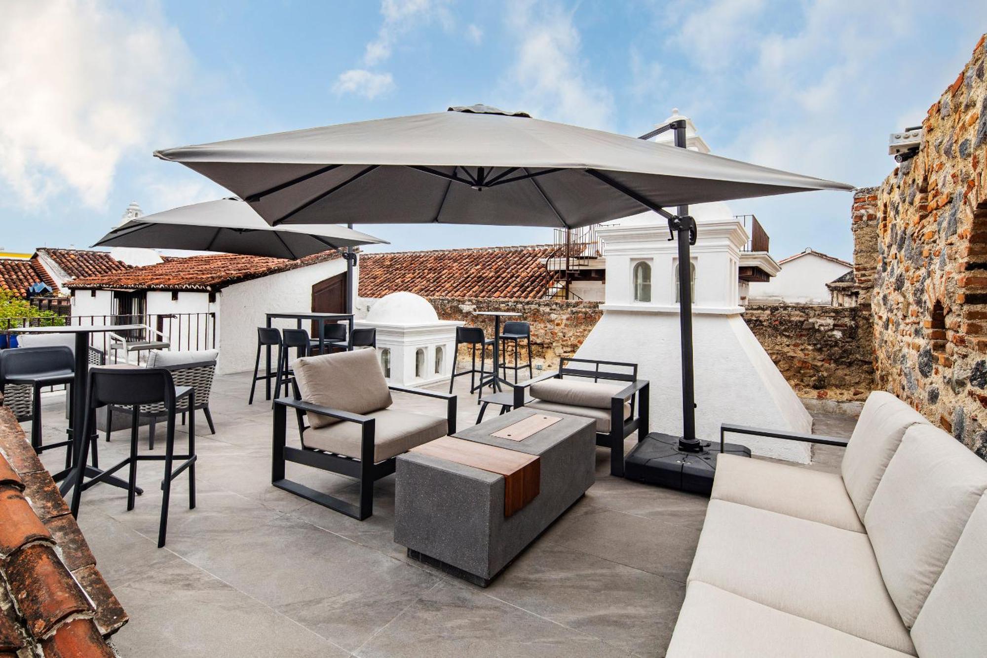 Las Cruces Boutique Hotel Antigua Exterior photo