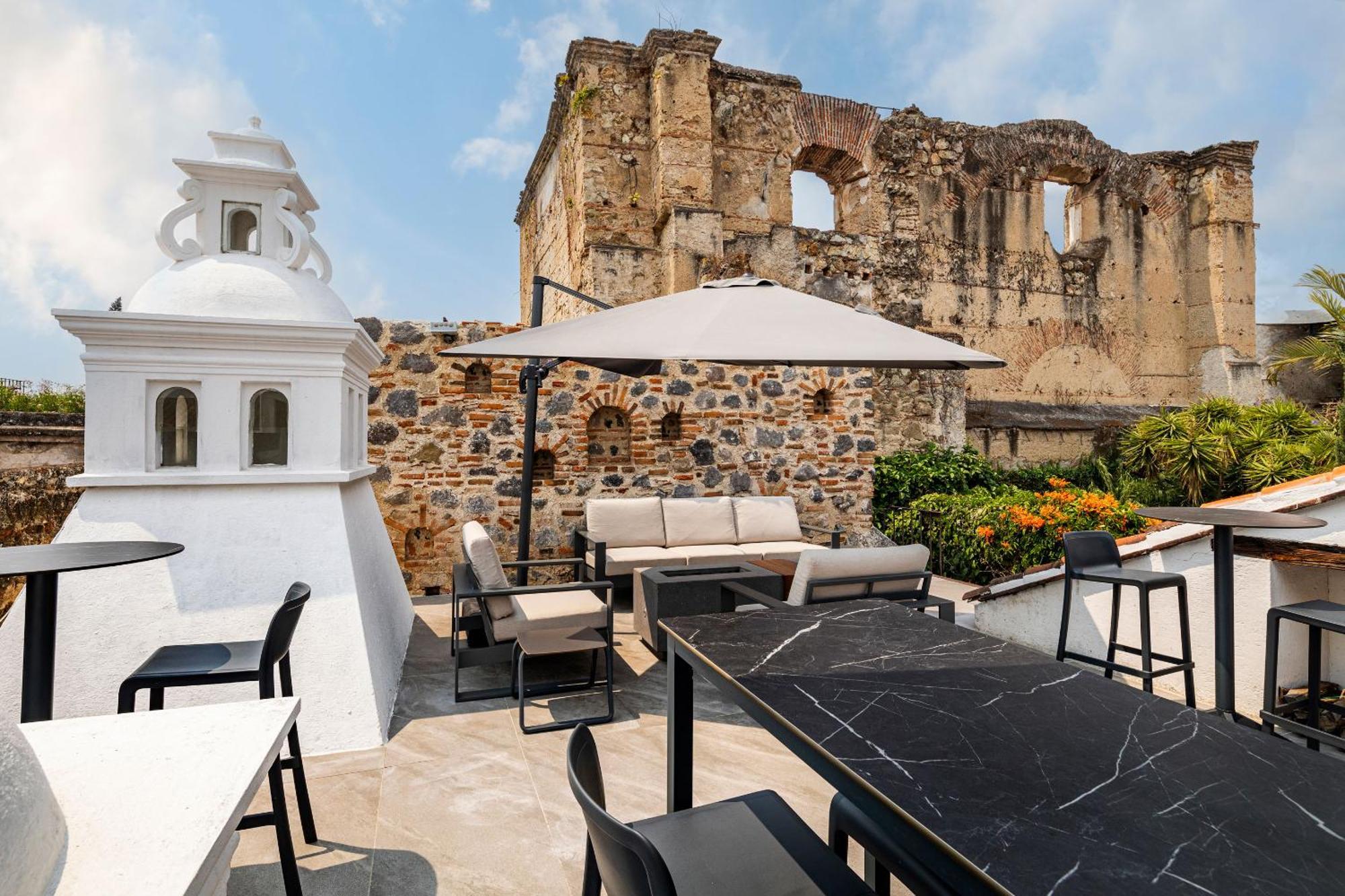 Las Cruces Boutique Hotel Antigua Exterior photo