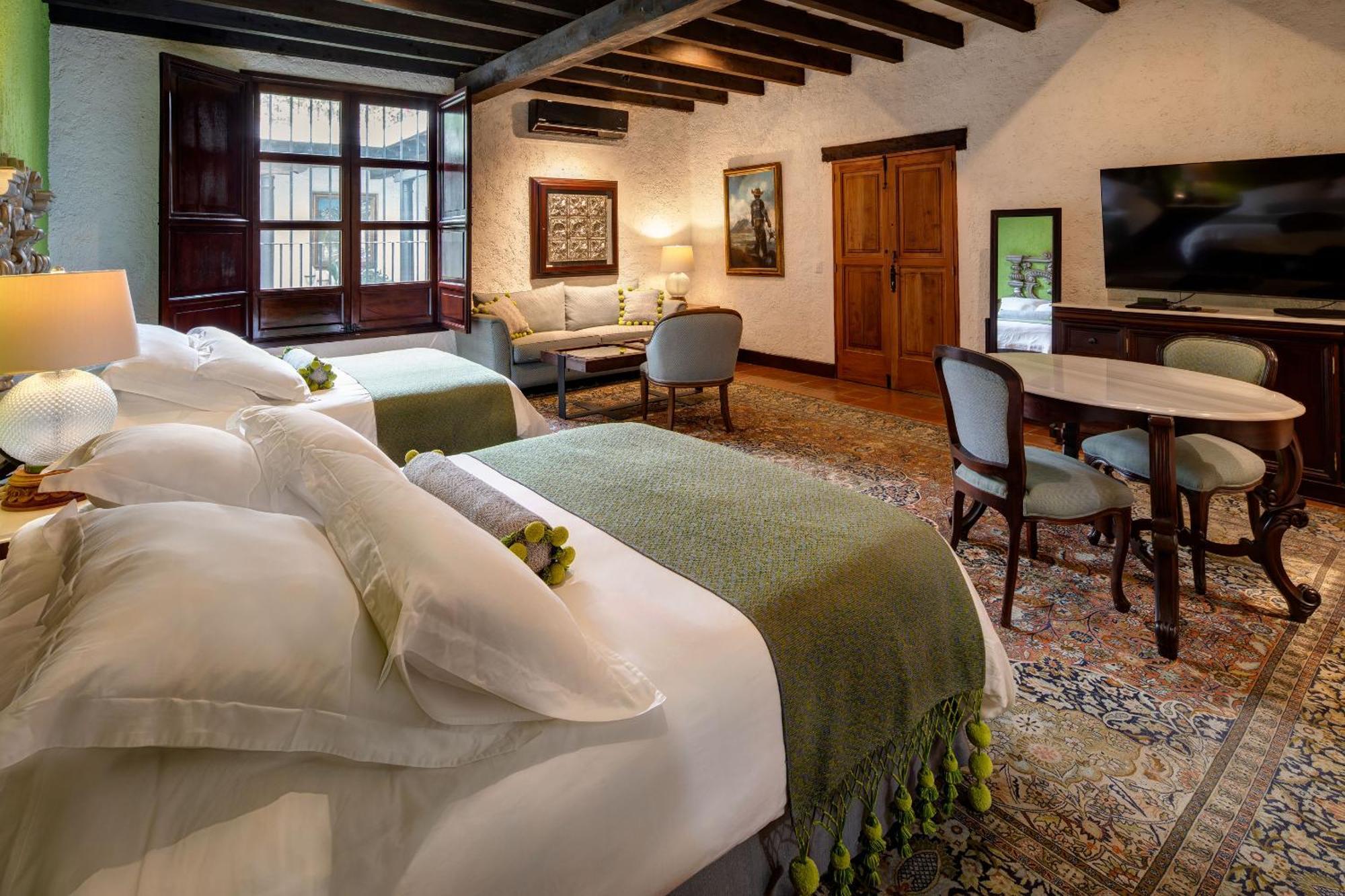 Las Cruces Boutique Hotel Antigua Exterior photo